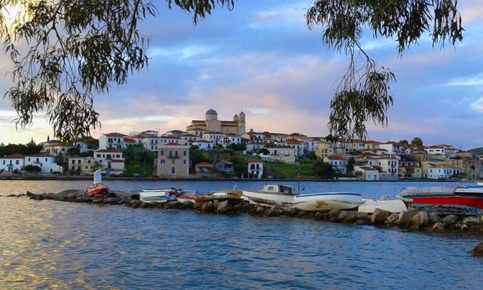 Galaxidi Apartment | To Spitaki Apartments
