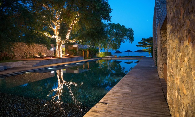 Prachuap Khiri Khan Hotel | Tolani Resort Kui Buri