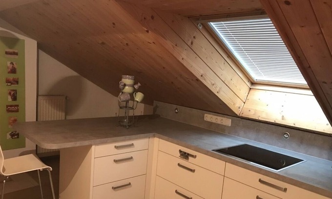 Munchen District Apartment | Tolles Appartement Nähe S Bahn und mit Blick auf die Berge