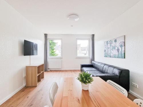 Krefeld Apartment | Tolstov Apartments - 4 Zimmer Wohnungen - 25 Min zur Messe DUS