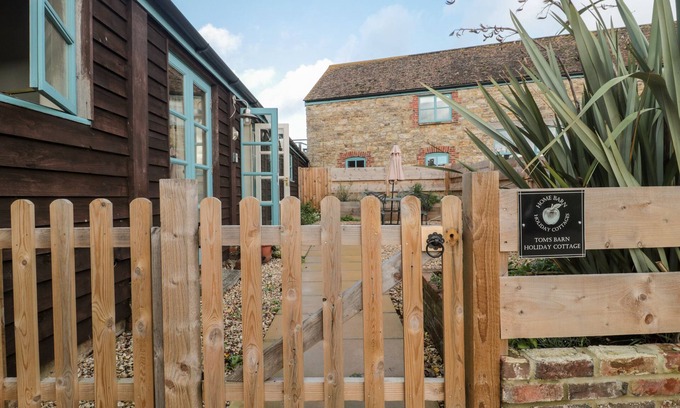 Yeovil Cottage | Tom's Barn