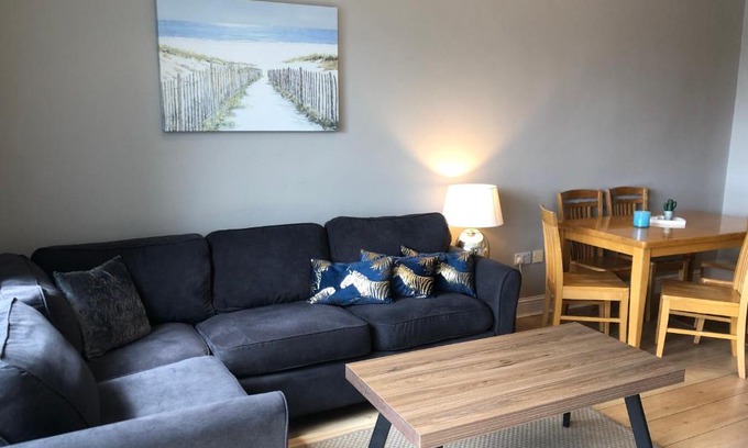 Galway City Centre Apartment | Tonn Na Mara - Galway Lakeside Apartments