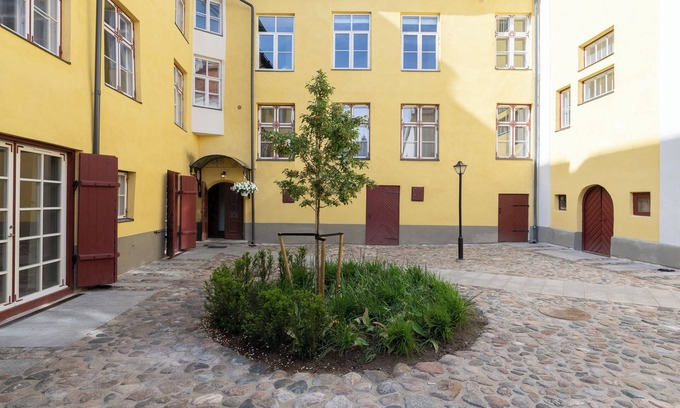 Old Town Apartment | Toompea Castle Hideaway