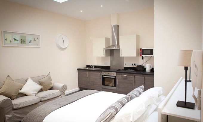 Ipswich Apartment | Toothbrush Apartments - Central Ipswich East - Rope Walk