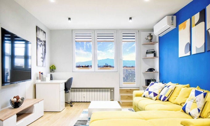 Sofia City Center Apartment | Top 1% - 180 Panorama - Terrace - Top Amenities