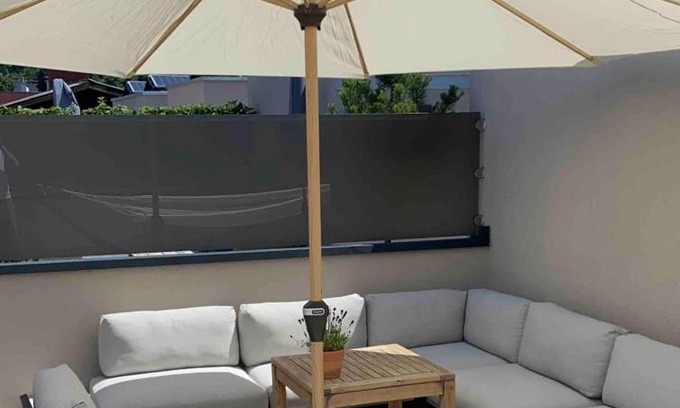 Laakirchen House | Top ausgestattetes Reihenhaus mit Dachterrasse in Salzburg Stadt