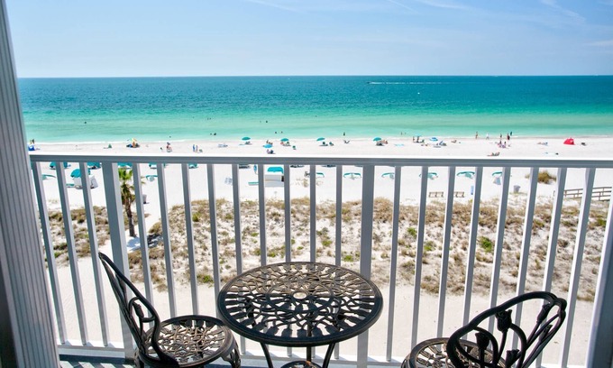 Treasure Island Condo | Top Floor Beachfront Studio Breathtaking Views. Heated Pool. Fantastic Location in Treasure Island!
