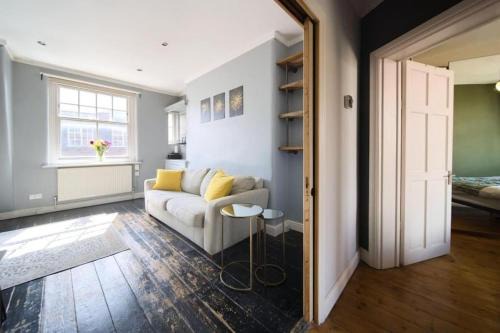 Covent Garden Apartment | Top-Floor Covent Garden Flat