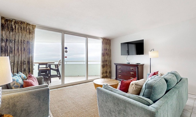 Ono Island Condo | Top-Floor, Gulf-Front Condo w/Balcony, Beach Access & Shared Pools/Hot Tub/Gym