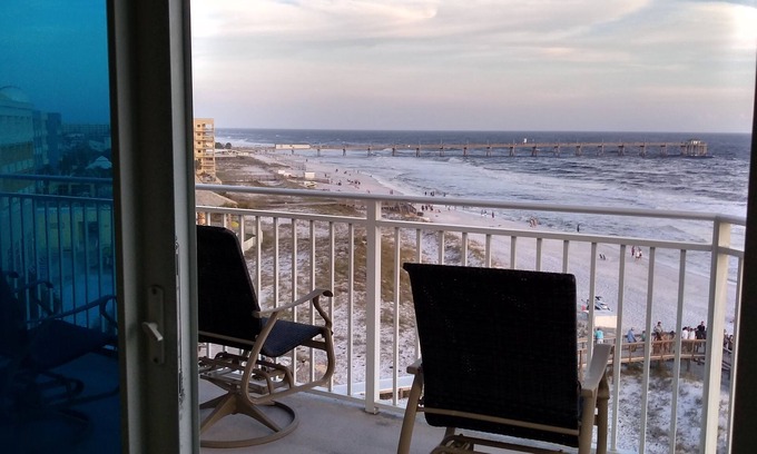 Fort Walton Beach Condo | Top floor Penthouse-A601-Best views in the complex! Hear and see the waves!
