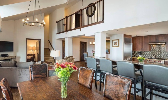 Mountain Village Resort | Top-Floor Penthouse w/Fireplace, Oversized Balcony, & Amazing Mountain Views