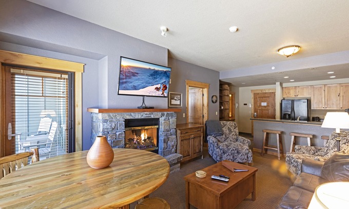 Whitefish Condo | Top floor ski condo with direct ski in and out. Hiking and biking too! Hot tub