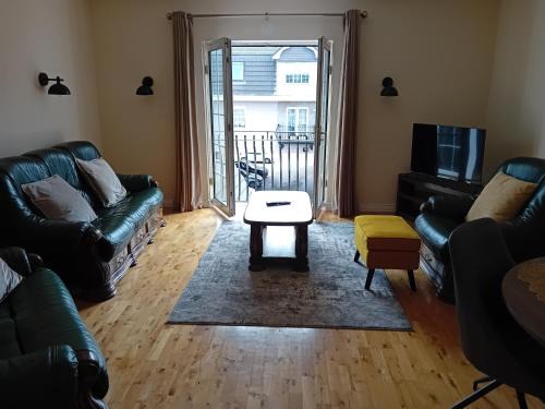 Killarney Apartment | Top Floor Townhouse