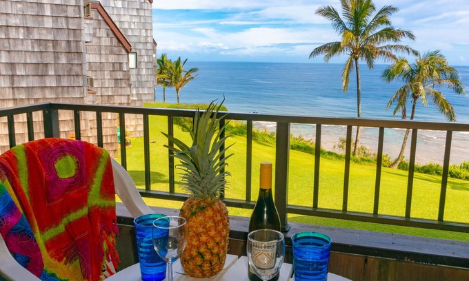 Princeville Condo | Top floor with oceanfront views, beach gear, private lanai, pool