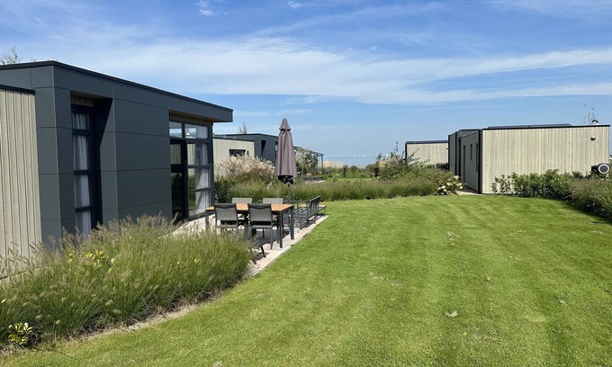 Enkhuizen House | Top-modernes Chalet Meerzeit mit Großem Garten am Ijsselmeer