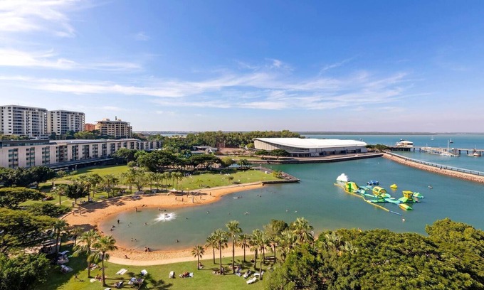 Darwin City Centre Apartment | Top of Timor Sea Luxury Waterfront Penthouse