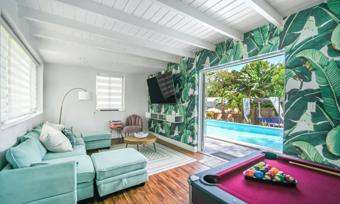 Miami Shores House | Top rated Miami Getaway with Heated Pool & Games