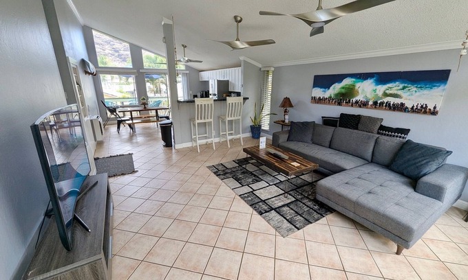 Waianae House | @Top Spots - 2-Min Drive to Beach!