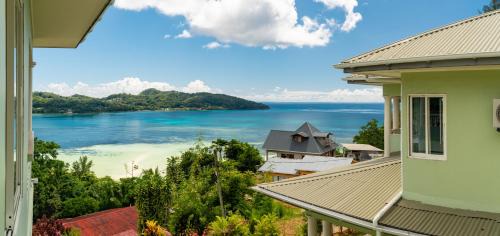 Anse La Mouche Apartment | TOP VIEW RETREAT SELFCATERING