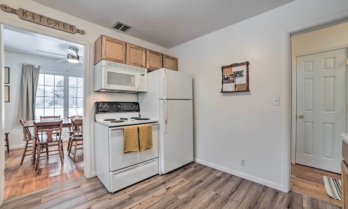 Kewadin Cottage | 'Torch Bay Hideaway' Cottage: Near Torch Lake
