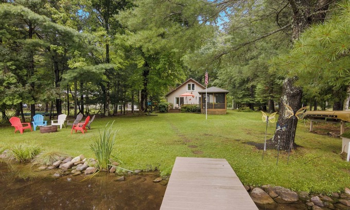 Rapid City House | Torch River Cottage | Boat To Torch Lake | SandBar