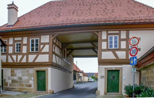 Rattelsdorf Apartment | Torhaus Rattelsdorf - Wohnung 1 Sonnenblume