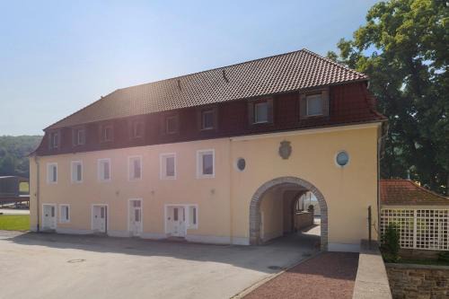 Balve House | Torhaus Schloss Wocklum