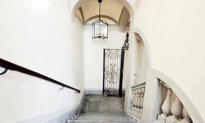 Duomo Apartment | Tornaquinci Palace