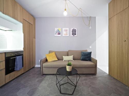 Collblanc y La Torrassa Apartment | Torrassa Cozy Apartment by Olala Homes