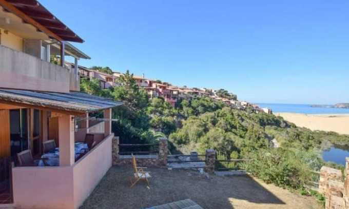 Torre dei Corsari House | -TORRE DEI CORSARI- sea view apartment with garden