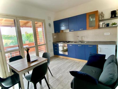 Torre dei Corsari Apartment | Torre dei Corsari APPARTAMENTO CON GIARDINO VISTA MARE