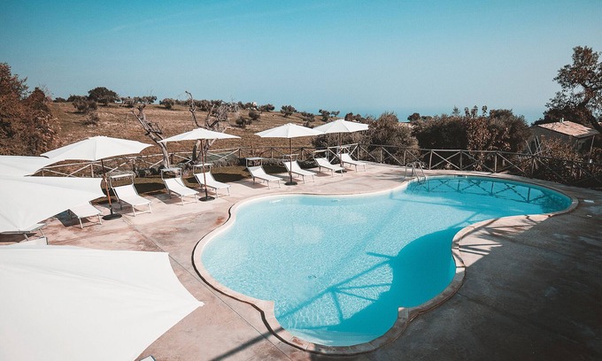 Fermo House | Torre di Palme apartment with panoramic terrace and pool -5 minutes from the sea