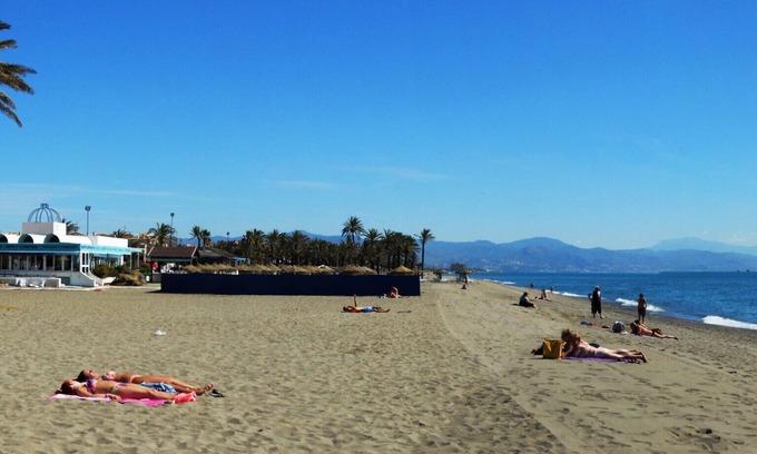 Torremolinos Apartment | Torremolinos 3 Bed Apt near Town Centre