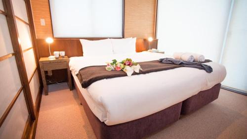 Hirafu House | Toshokan #2