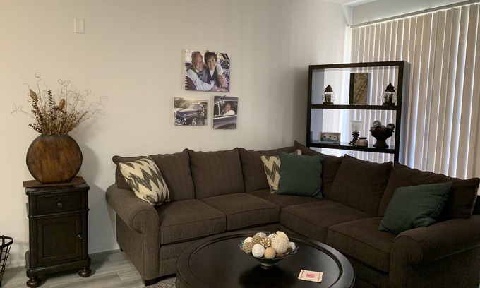 Deer Valley House | Totally remodeled Condo in Deer Valley Area, Nice gated community!