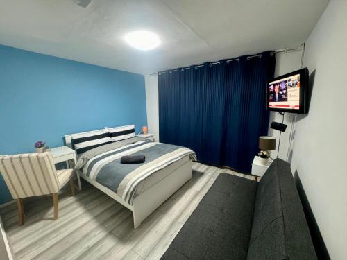 Tottenham Hale House | TOTTENHAM VELVET Suites
