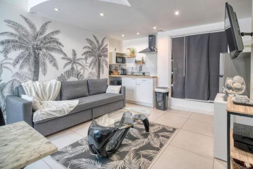 Toulouse East Apartment | Toulouse gare et métro 3mn à pied