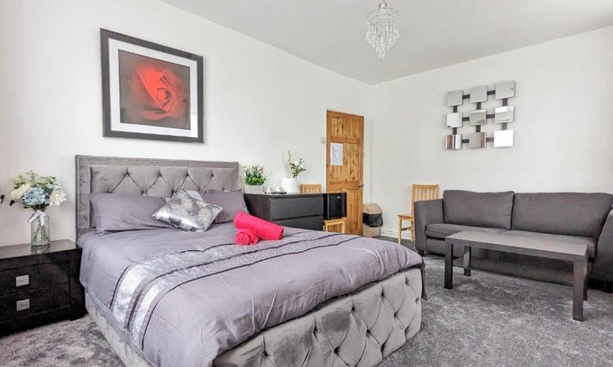 Stepney Green House | Tower Hamlets Apartment