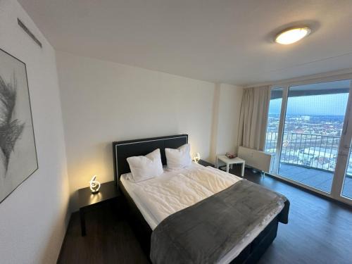 Antonsviertel Apartment | Tower Suite Hotelturm Augsburg