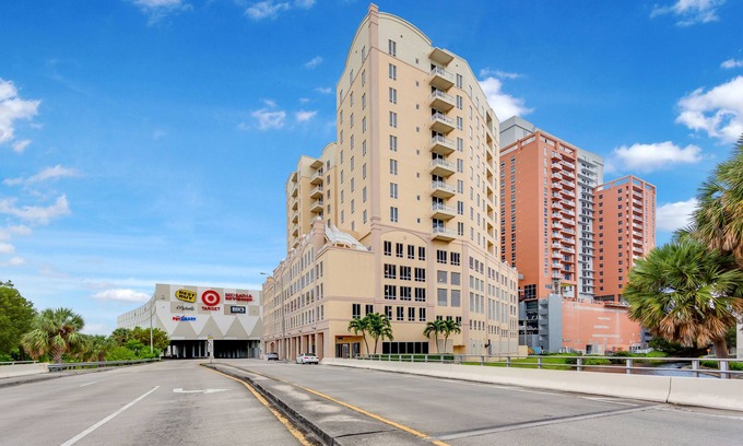 Glenvar Heights Condo | Towers of Dadeland by Miami Vacations