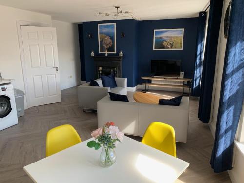 Kinsale Apartment | Town Center Beautiful 1 Bed Apartment