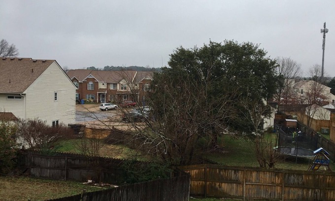Norfolk - Virginia Beach House | Town central Townhome large yard Big Deck