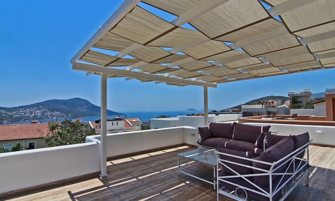 Kalkan Apartment | Town Centre Penthouse Apartment With Two Sea View Private Roof Terraces