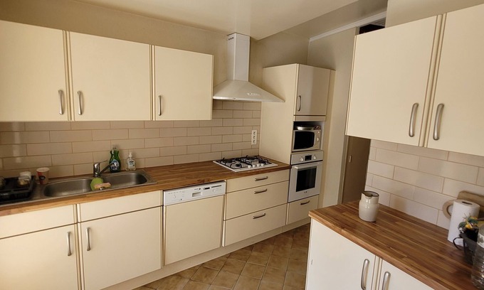 Livron-sur-Drome House | Town house with small terrace in upper Livron. Pets allowed