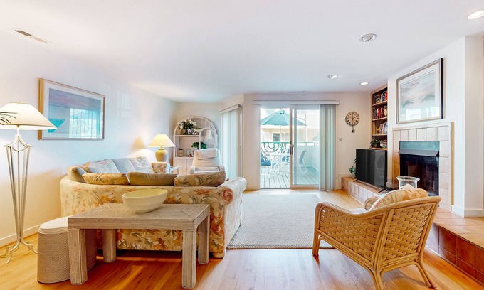 Dewey Beach House | Town of Dewey Beach retreat with balcony & patio near the water - dog-friendly