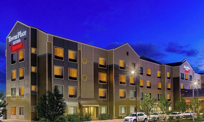 Midtown Anchorage Hotel | Towneplace Suites Anchorage Midtown