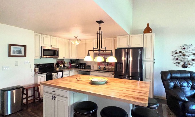 Eagle-Vail House | Townhome on Golf Course 30% OFF Summer