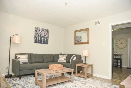 Grand Bay Apartment | Townhomes Near the Bay - #7