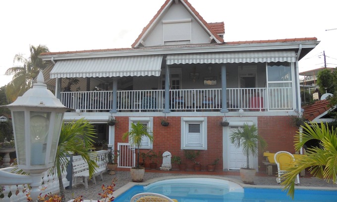 Le Lamentin Apartment | Townhouse garden access, swimming pool + vehicle LAMENTIN (MARTINIQUE)