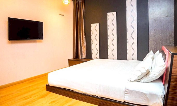 Taman Johor Jaya Hotel | Townhouse OAK Hotel Holmes Johor Jaya